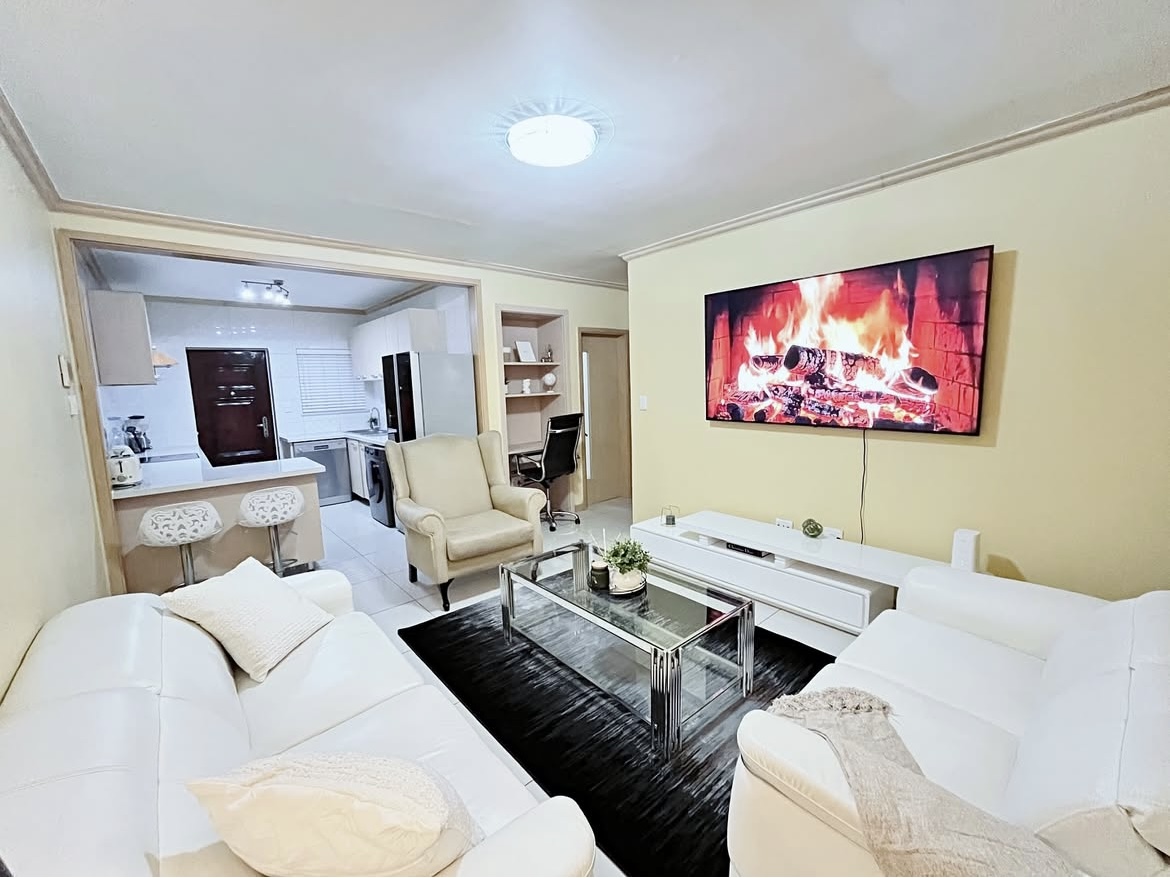 Modern-Stylish 2-Bedroom Apartment