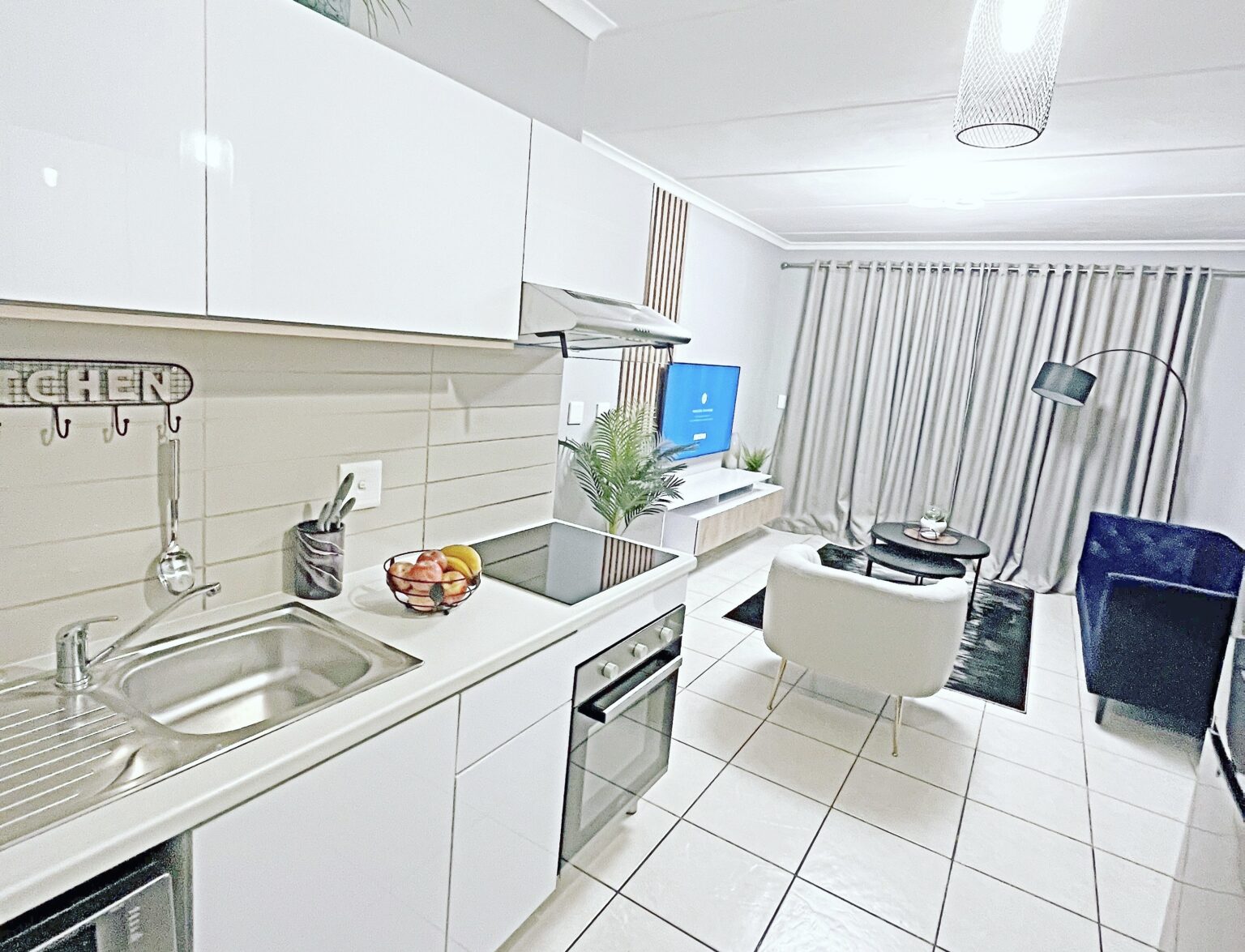 0FC44DCE-A2BB-4B0E-9A43-E0092F69340C